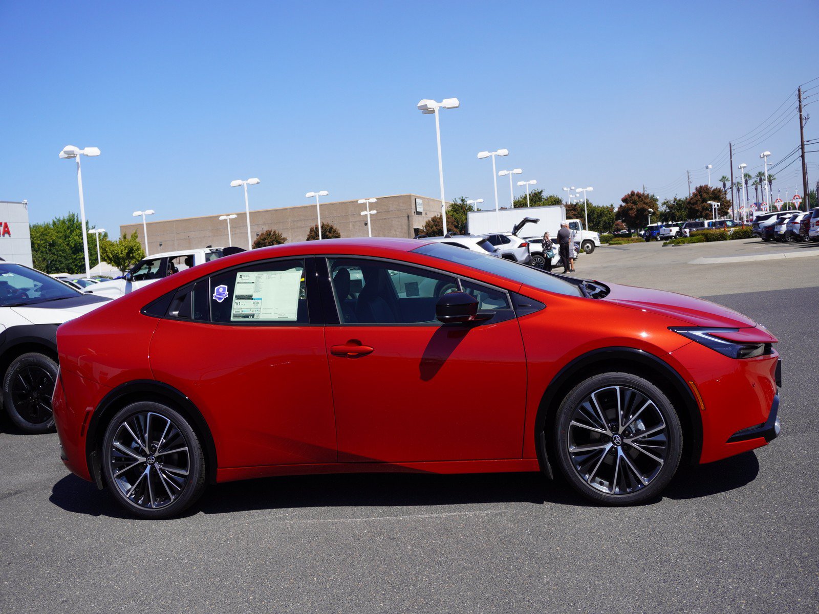 New 2027 Toyota Prius XLE FWD image 4