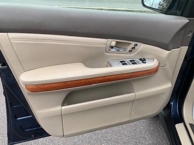 Used 2004 Lexus RX 330 AWD image 27