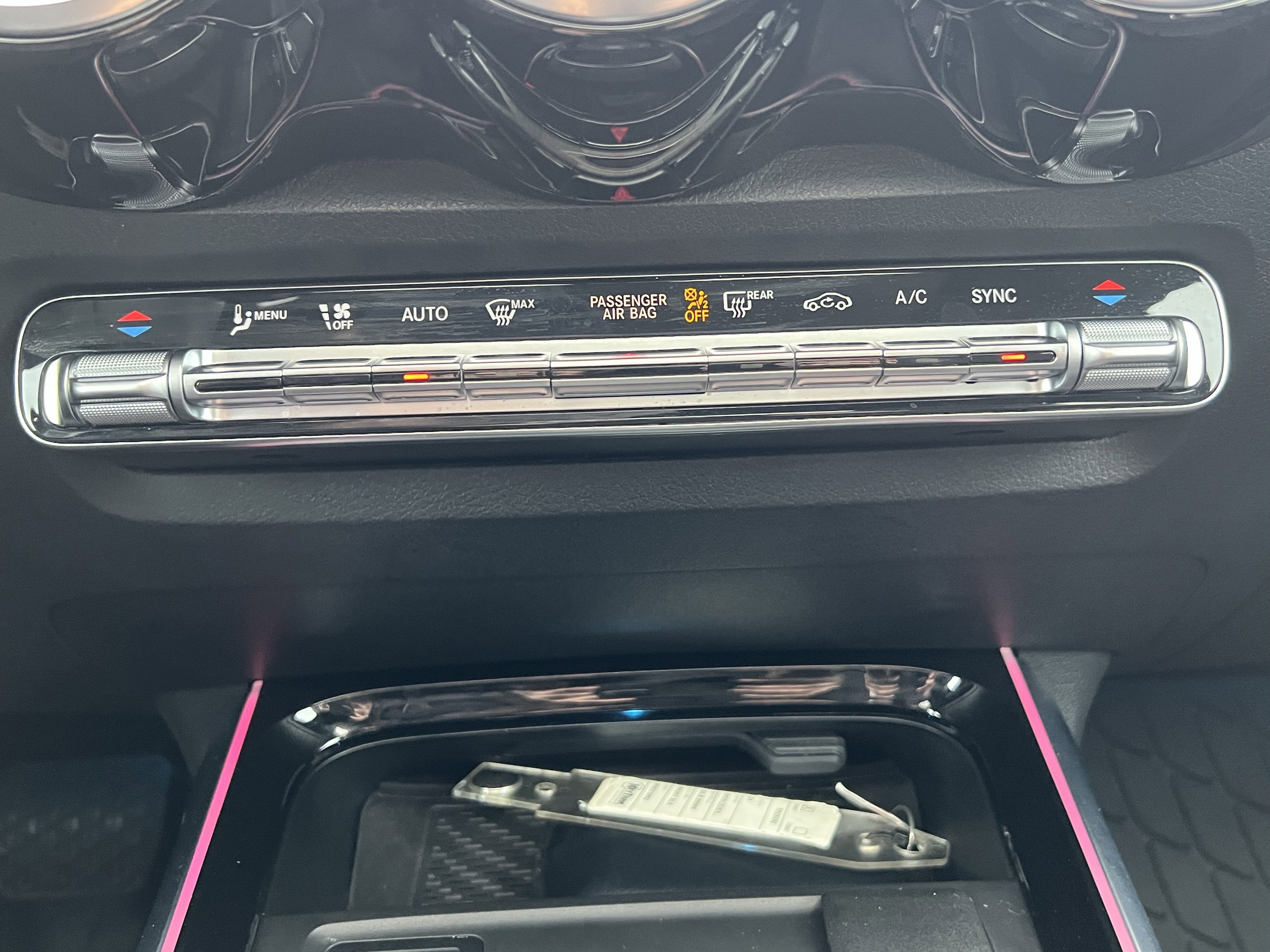 Certified 2024 Mercedes-Benz GLB 250 250 image 30