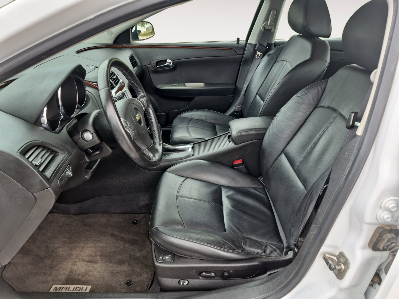 Used 2012 Chevrolet Malibu LTZ image 22