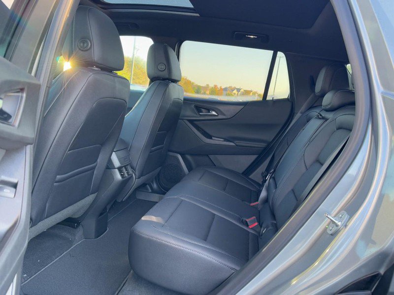 New 2026 Chevrolet Equinox LT w/ Convenience Package II image 33