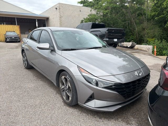 Certified 2023 Hyundai Elantra SEL w/ Convenience Package