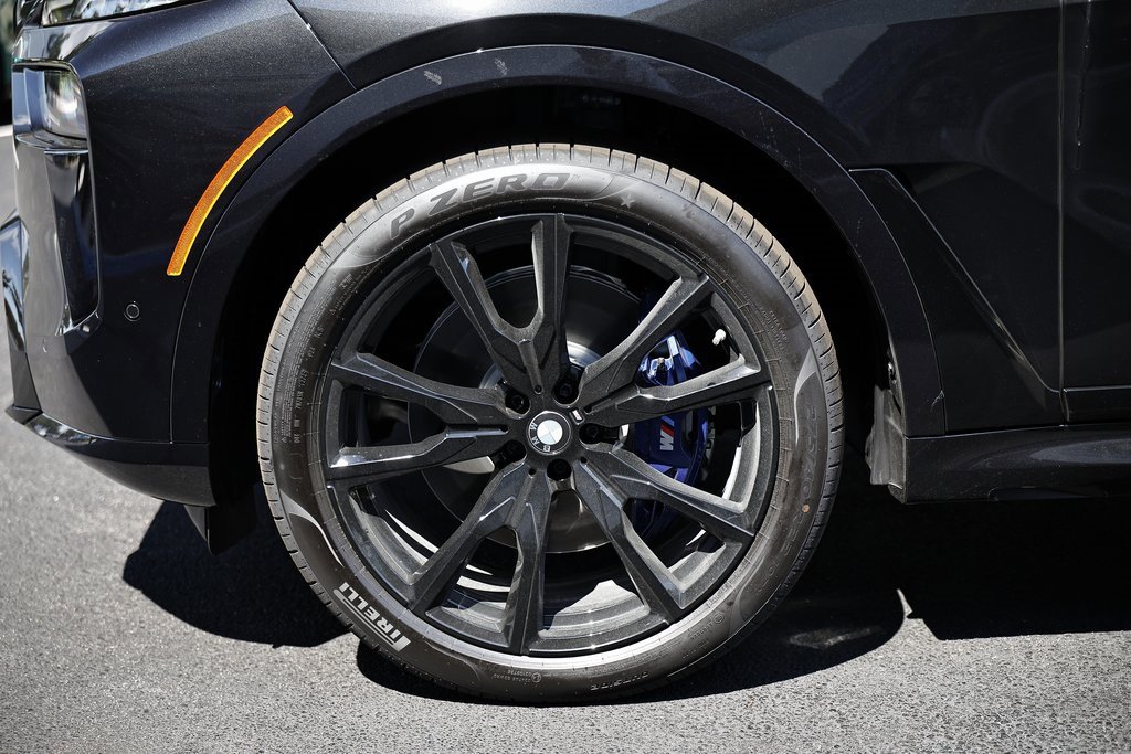 New 2026 BMW X7 xDrive40i w/ M Sport Package image 8