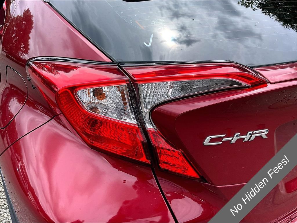 Used 2019 Toyota C-HR LE FWD image 25