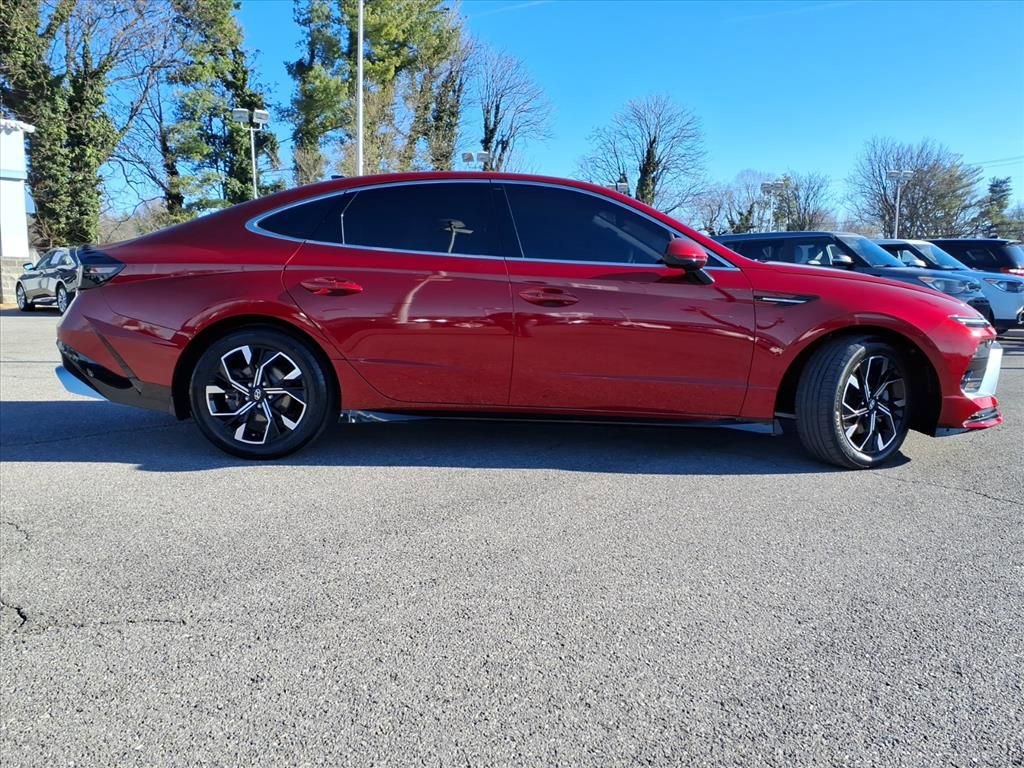 Used 2024 Hyundai Sonata SEL image 3