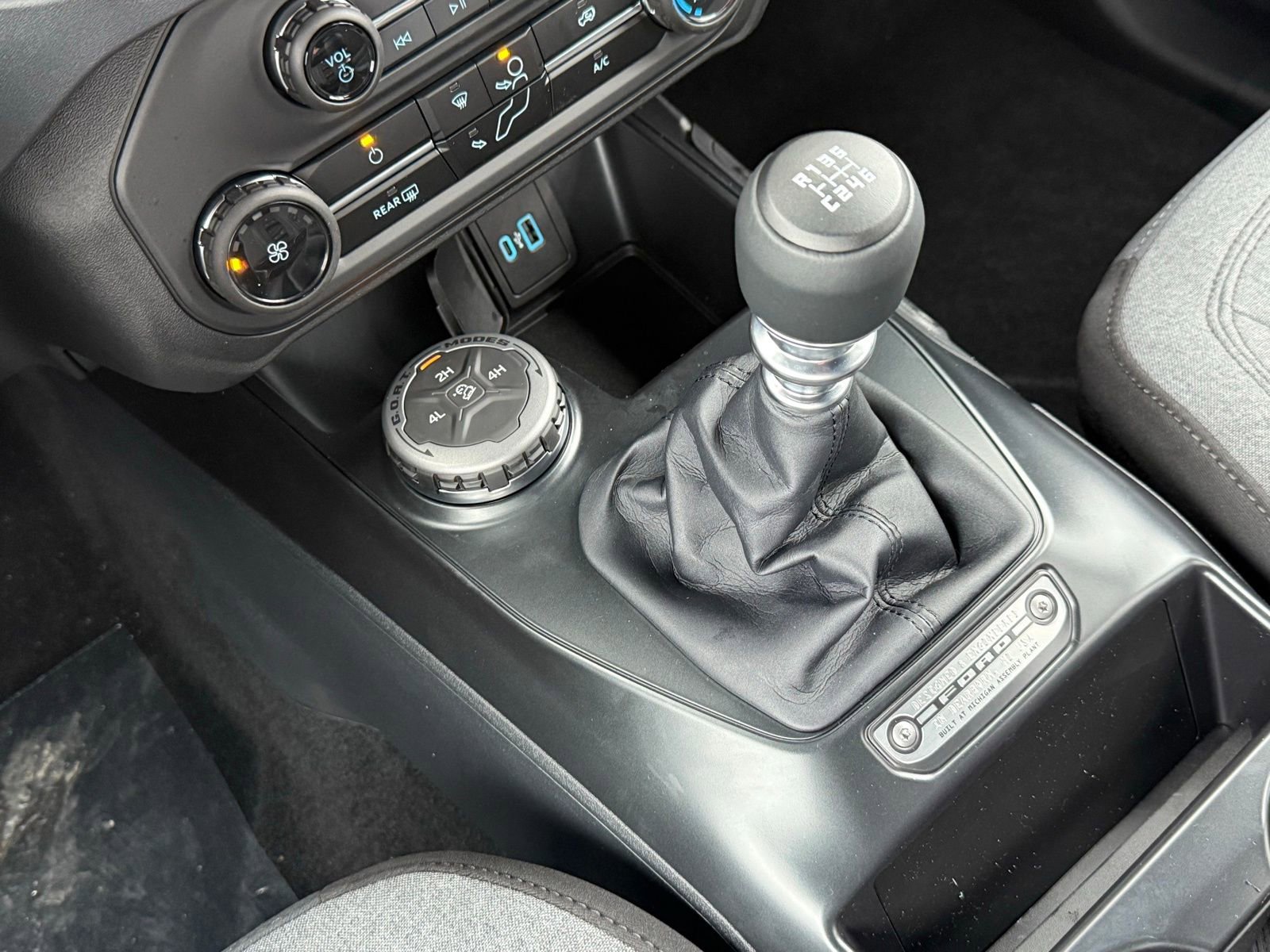 New 2026 Ford Bronco 2-Door image 27