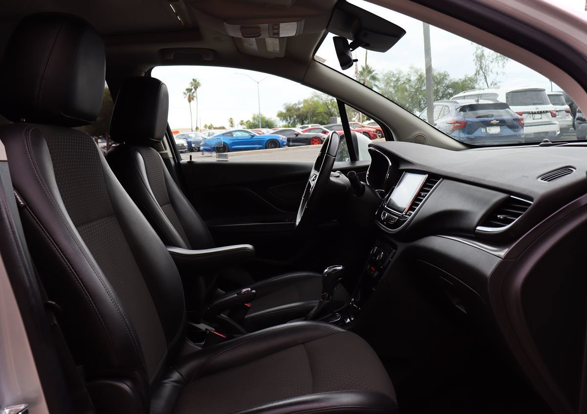 Used 2021 Buick Encore Preferred w/ Safety Package II FWD image 34