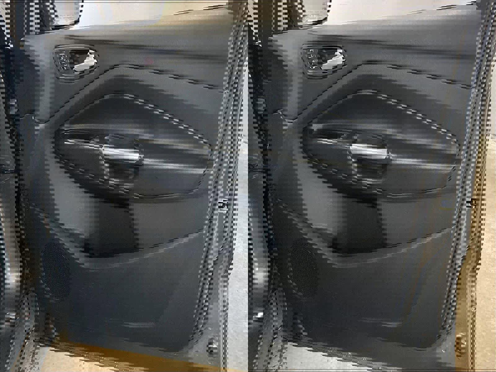 Used 2014 Ford Escape Titanium w/ Equipment Group 401A image 24