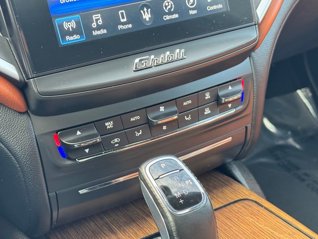 Used 2019 Maserati Ghibli S Q4 AWD/4WD image 14