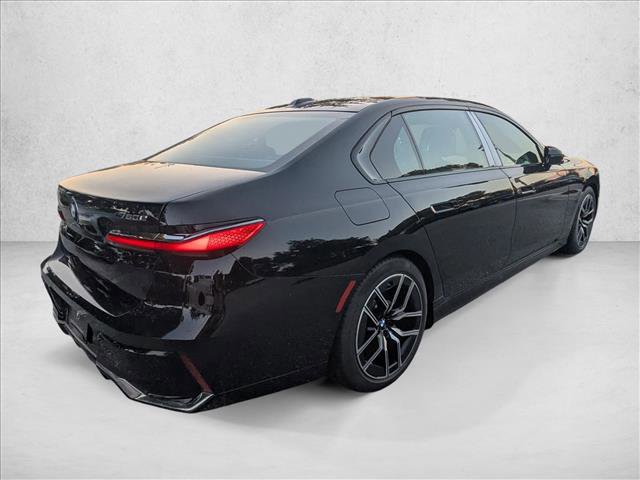 New 2026 BMW 750e xDrive video 2