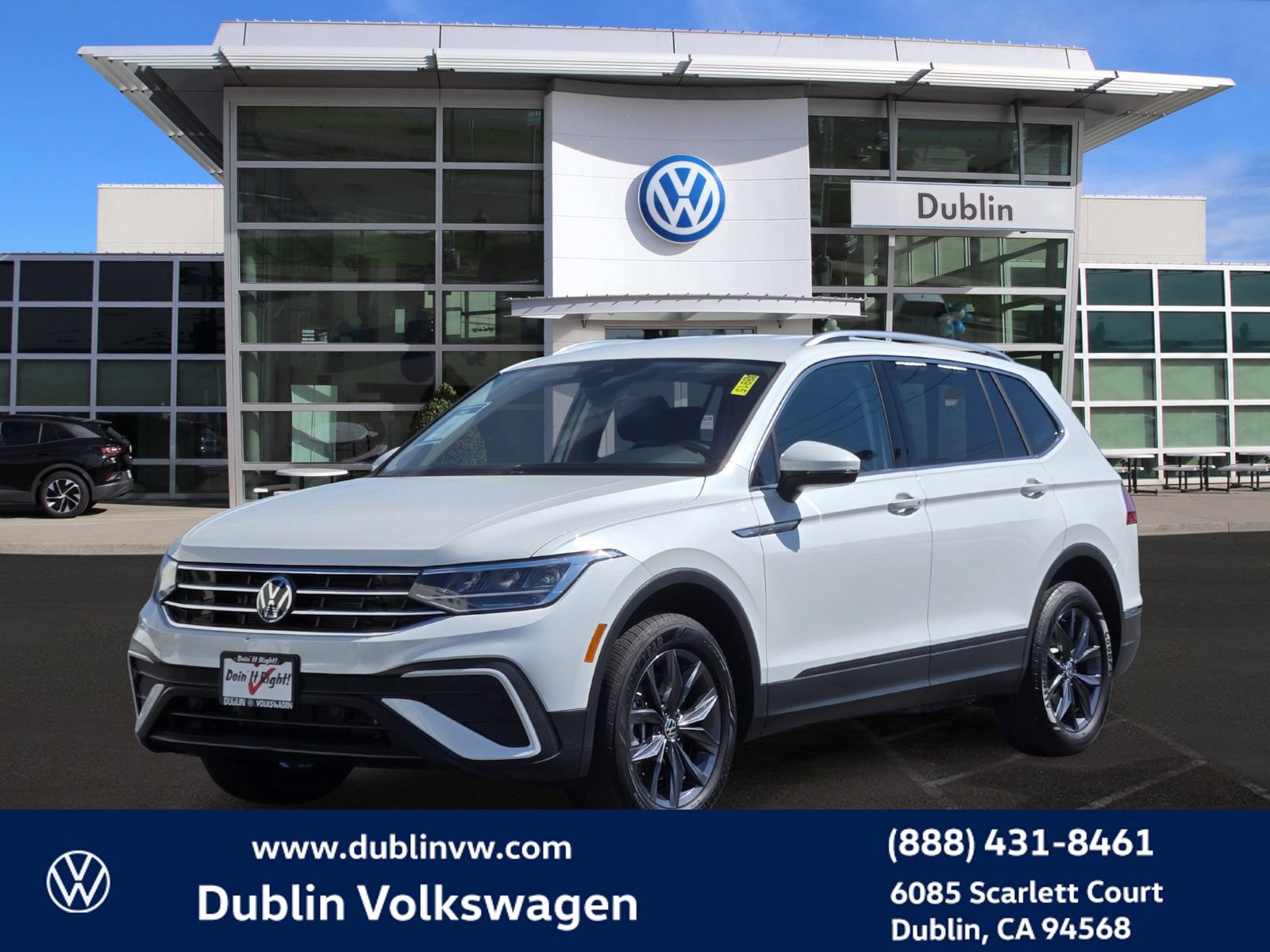 Certified 2023 Volkswagen Tiguan SE FWD image 8