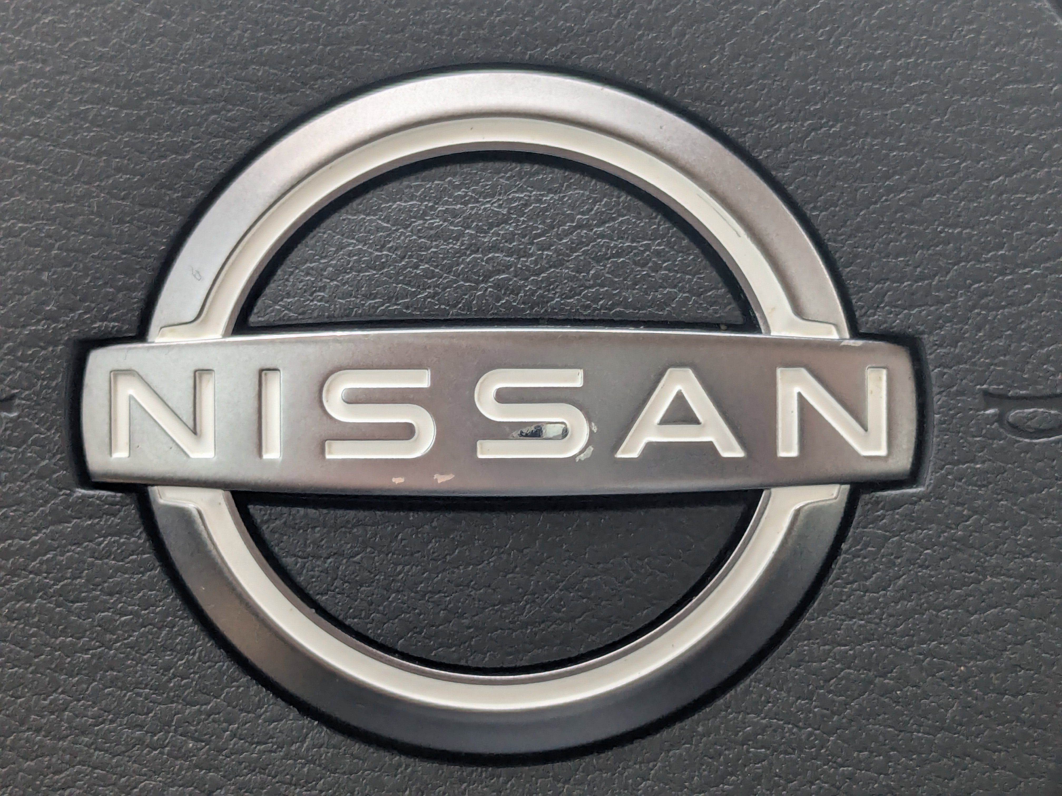 Used 2024 Nissan Pathfinder Platinum FWD image 37