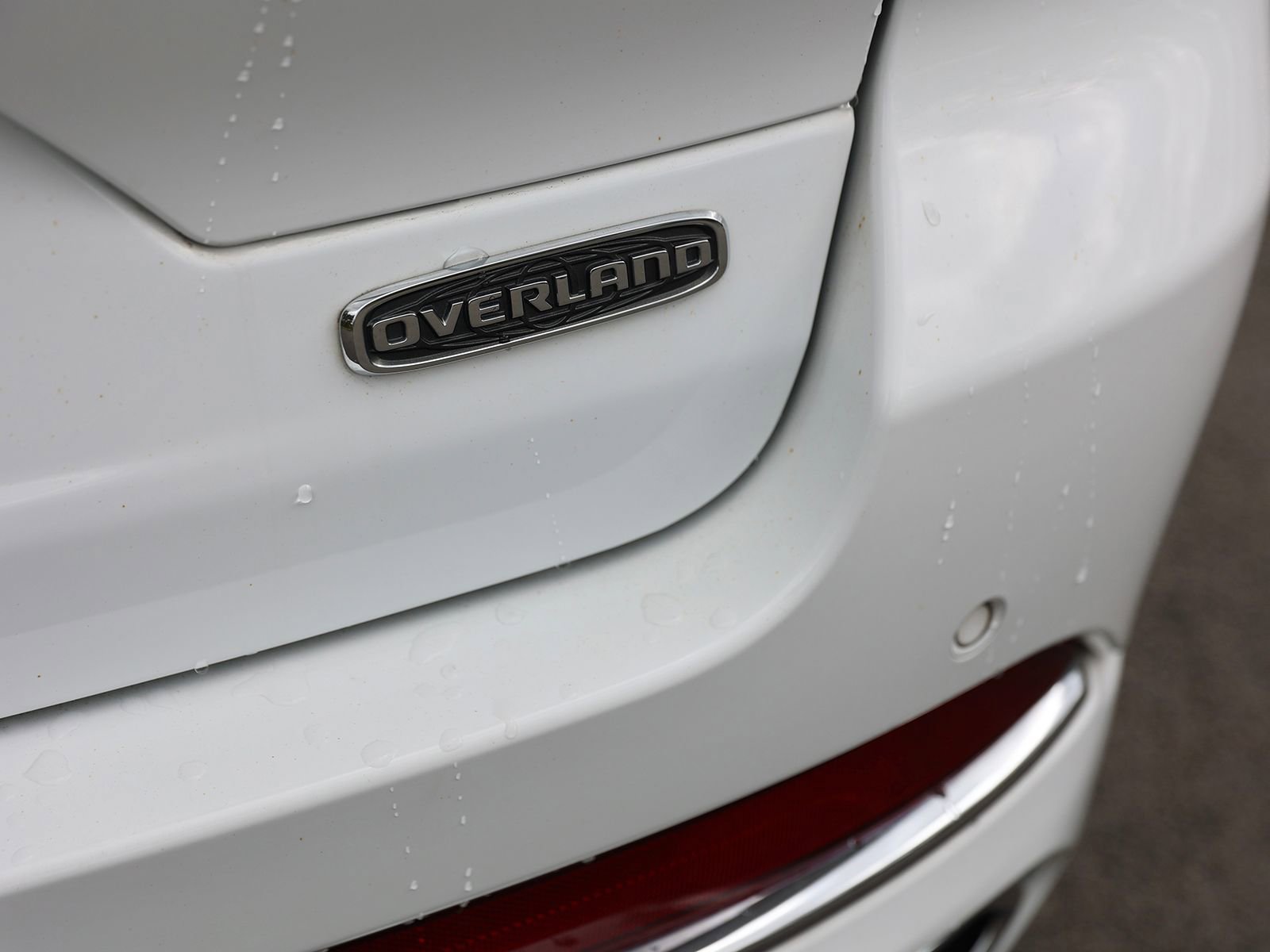 Used 2022 Jeep Grand Cherokee Overland w/ Advanced Protech Group III AWD/4WD image 13