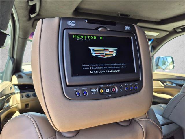 Used 2018 Cadillac Escalade ESV Platinum AWD/4WD image 19
