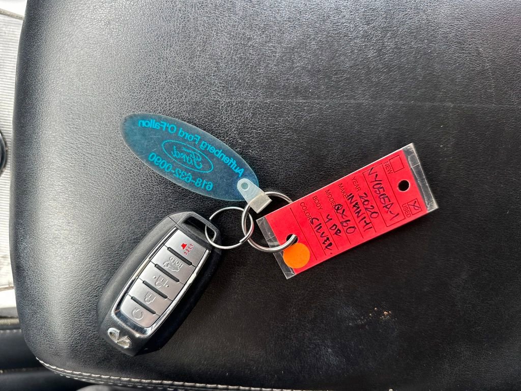 Used 2020 INFINITI QX60 Pure image 17