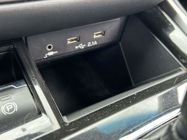 Used 2022 Subaru Outback Limited image 19