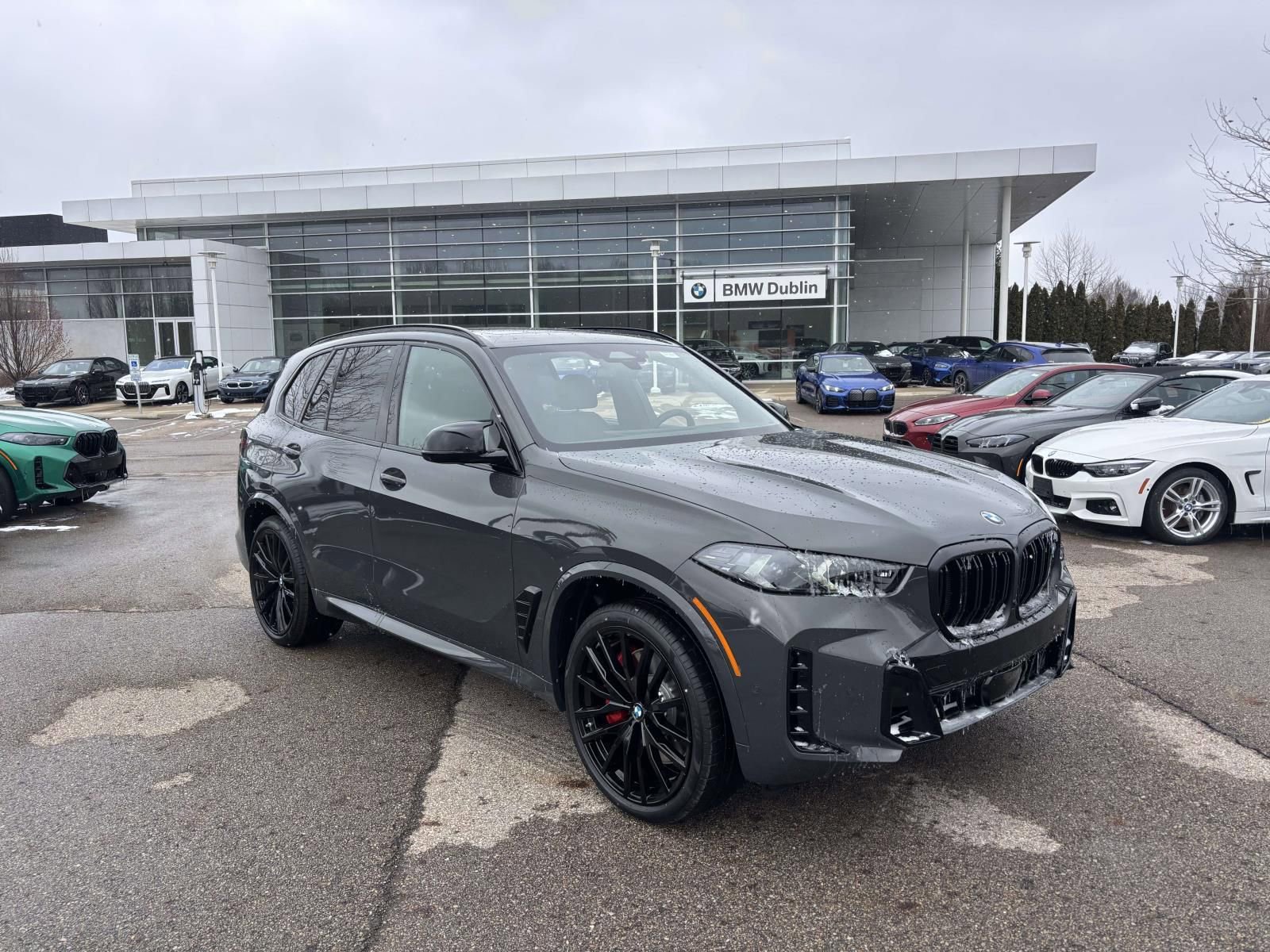 New 2026 BMW X5 M60i w/ Executive Package image 1