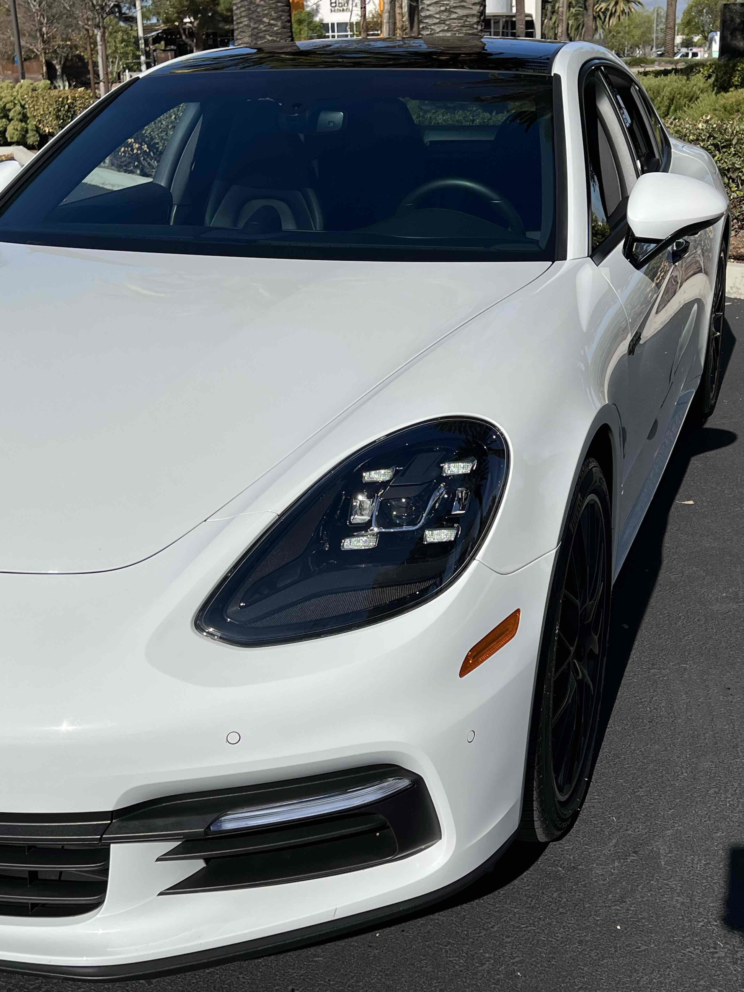 Used 2020 Porsche Panamera 4 image 89