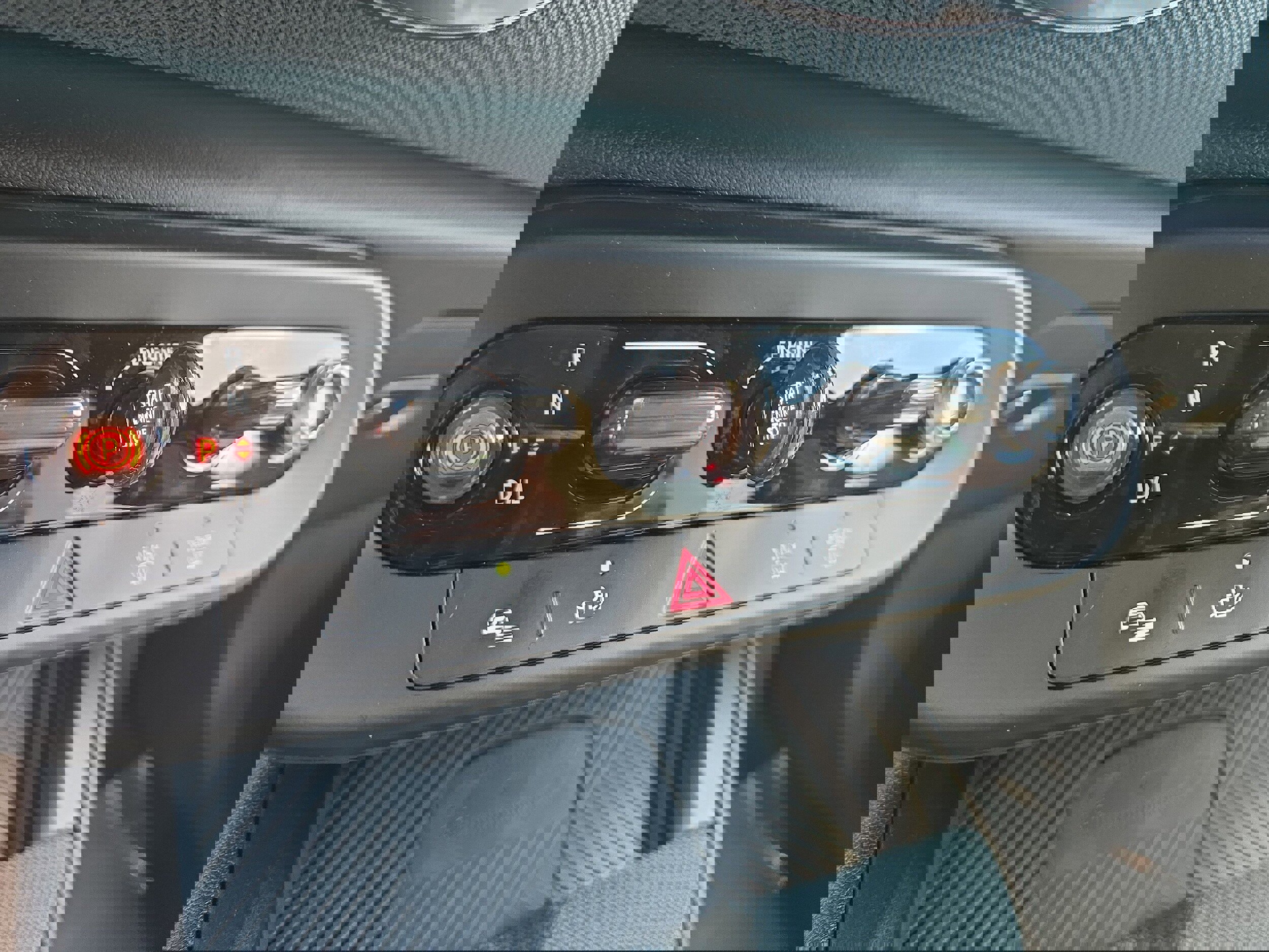 Certified 2025 MINI Cooper Countryman S w/ Comfort Package Max image 22