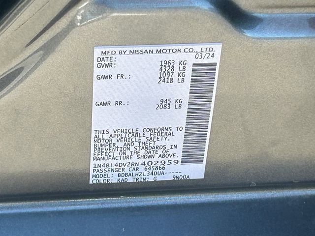 Used 2024 Nissan Altima 2.5 SV FWD image 36