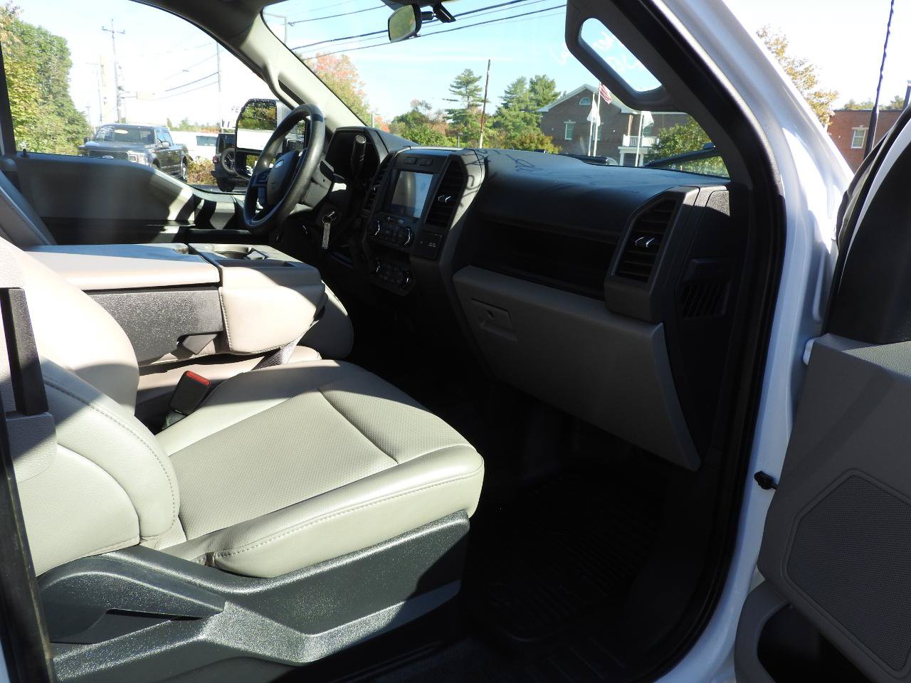 Used 2022 Ford F350 XL w/ STX Appearance Package AWD/4WD image 8
