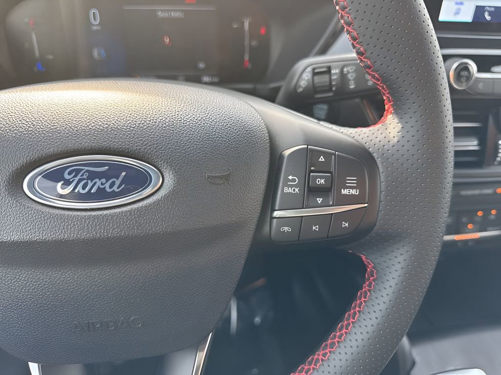 Used 2025 Ford Escape ST-Line AWD/4WD image 15