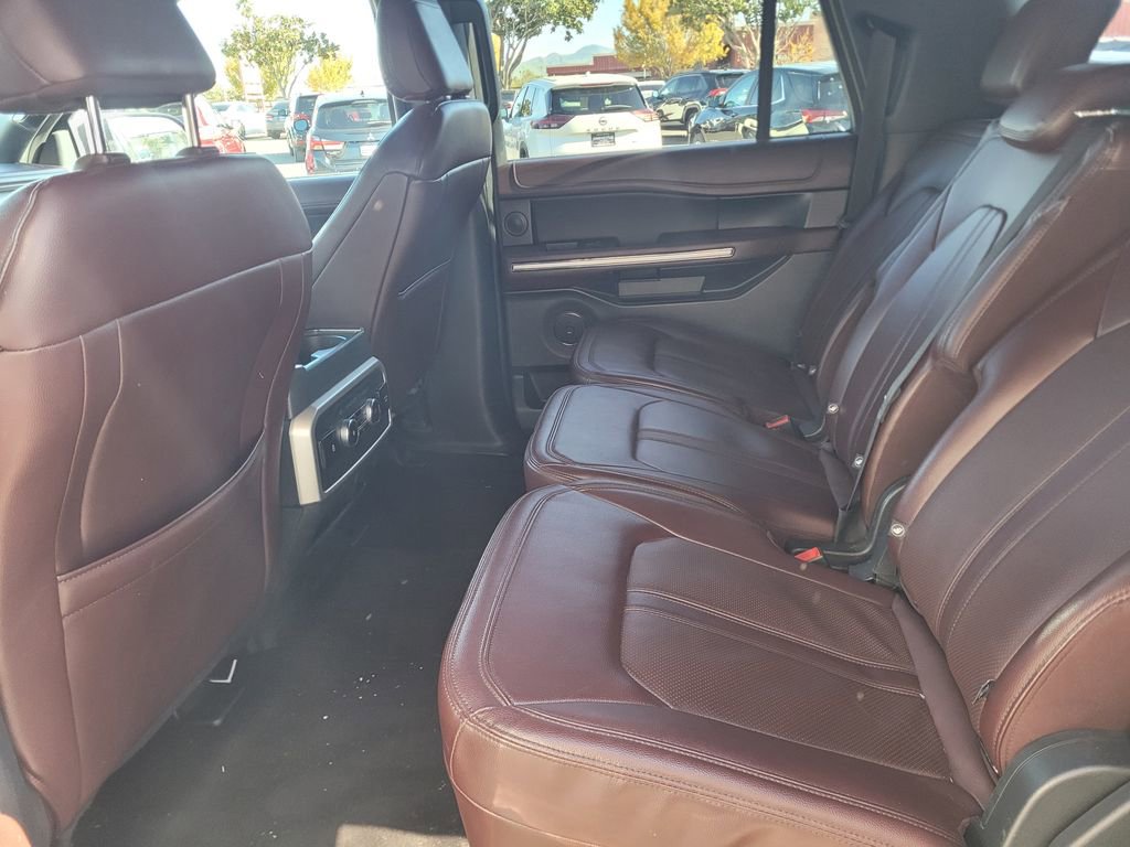 Used 2023 Ford Expedition Max Limited image 13