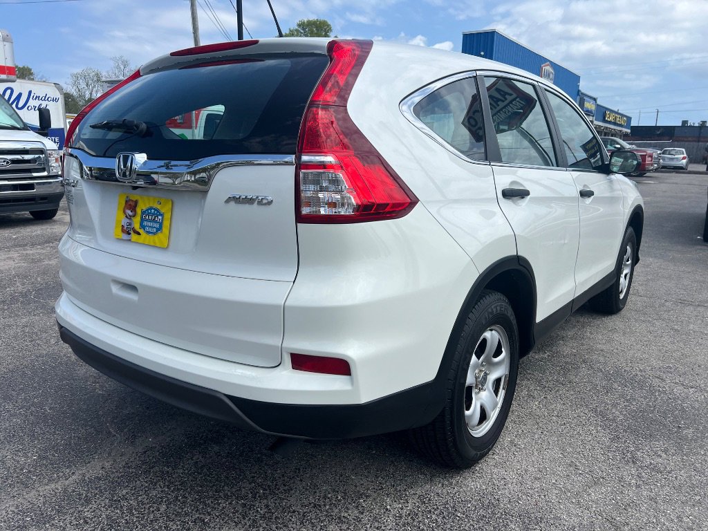 Used 2015 Honda CR-V LX image 3