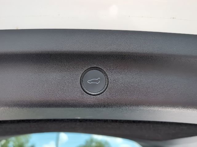 Used 2022 Tesla Model Y Performance image 26