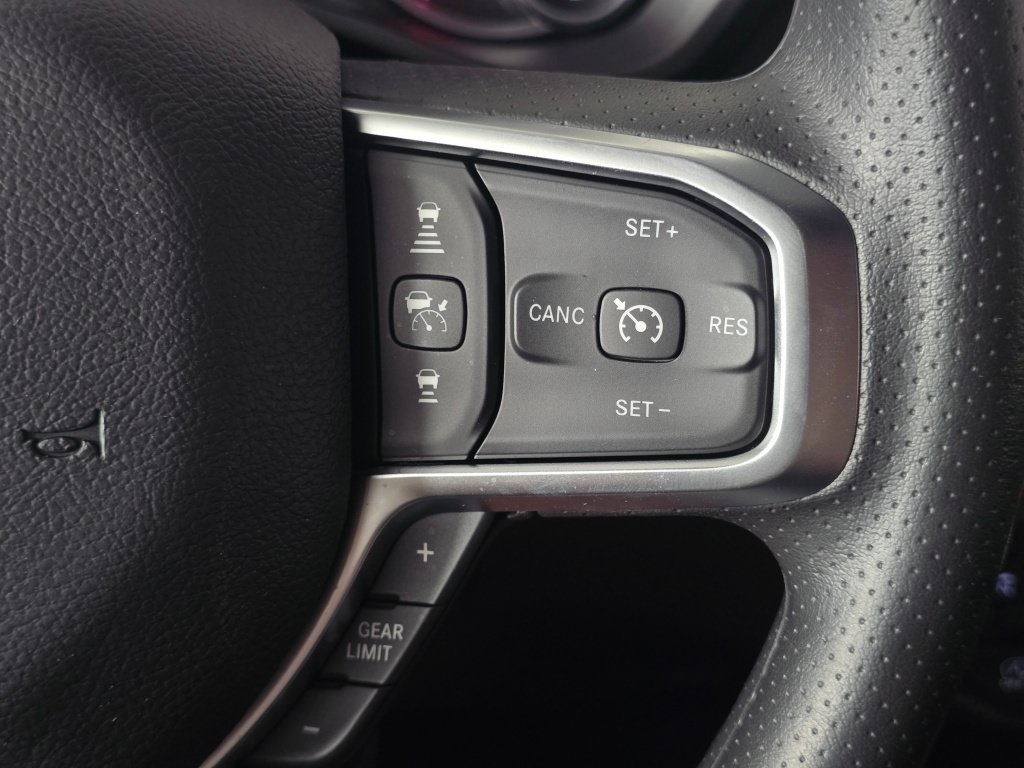 New 2026 RAM 1500 Express AWD/4WD image 33