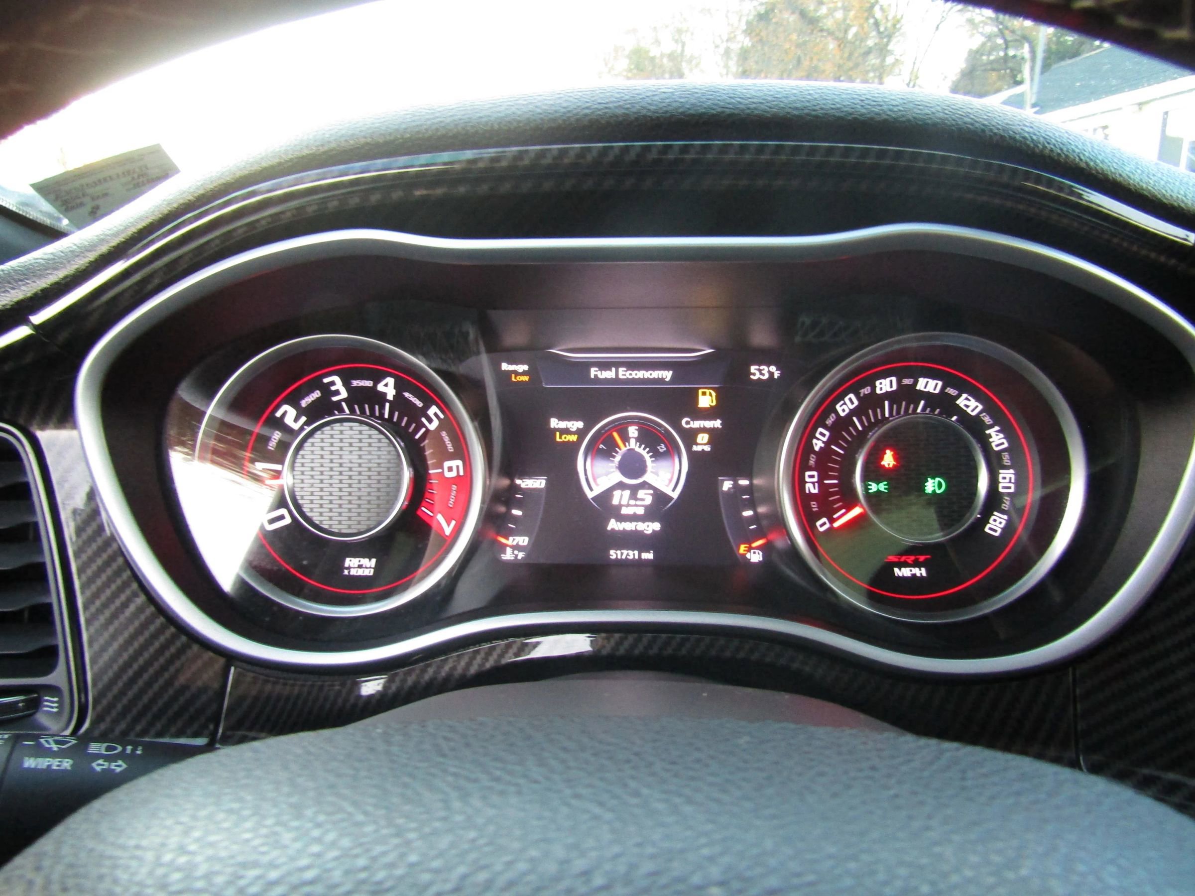 Used 2015 Dodge Challenger SRT w/ Technology Group image 32