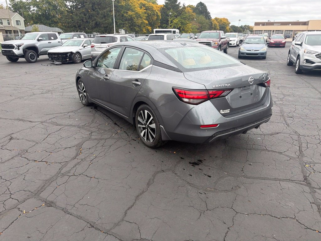 Used 2022 Nissan Sentra SV w/ SV Premium Package FWD image 8