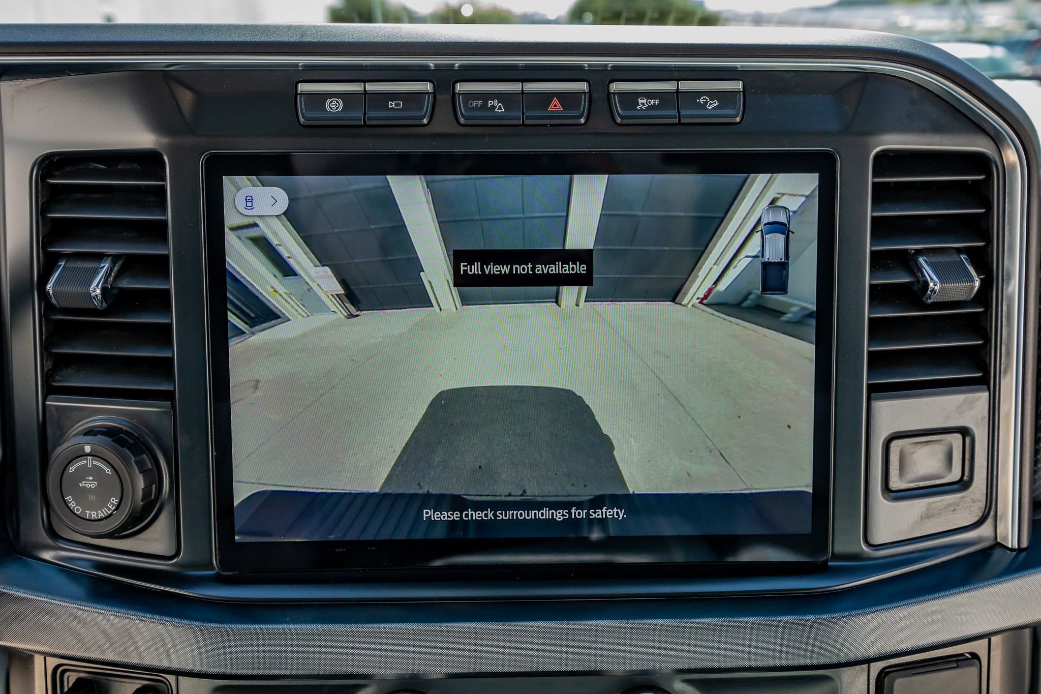 Used 2024 Ford F250 Limited w/ FX4 Off-Road Package image 27