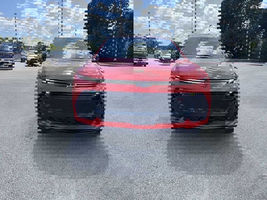 New 2025 Chevrolet Equinox EV RS image 3