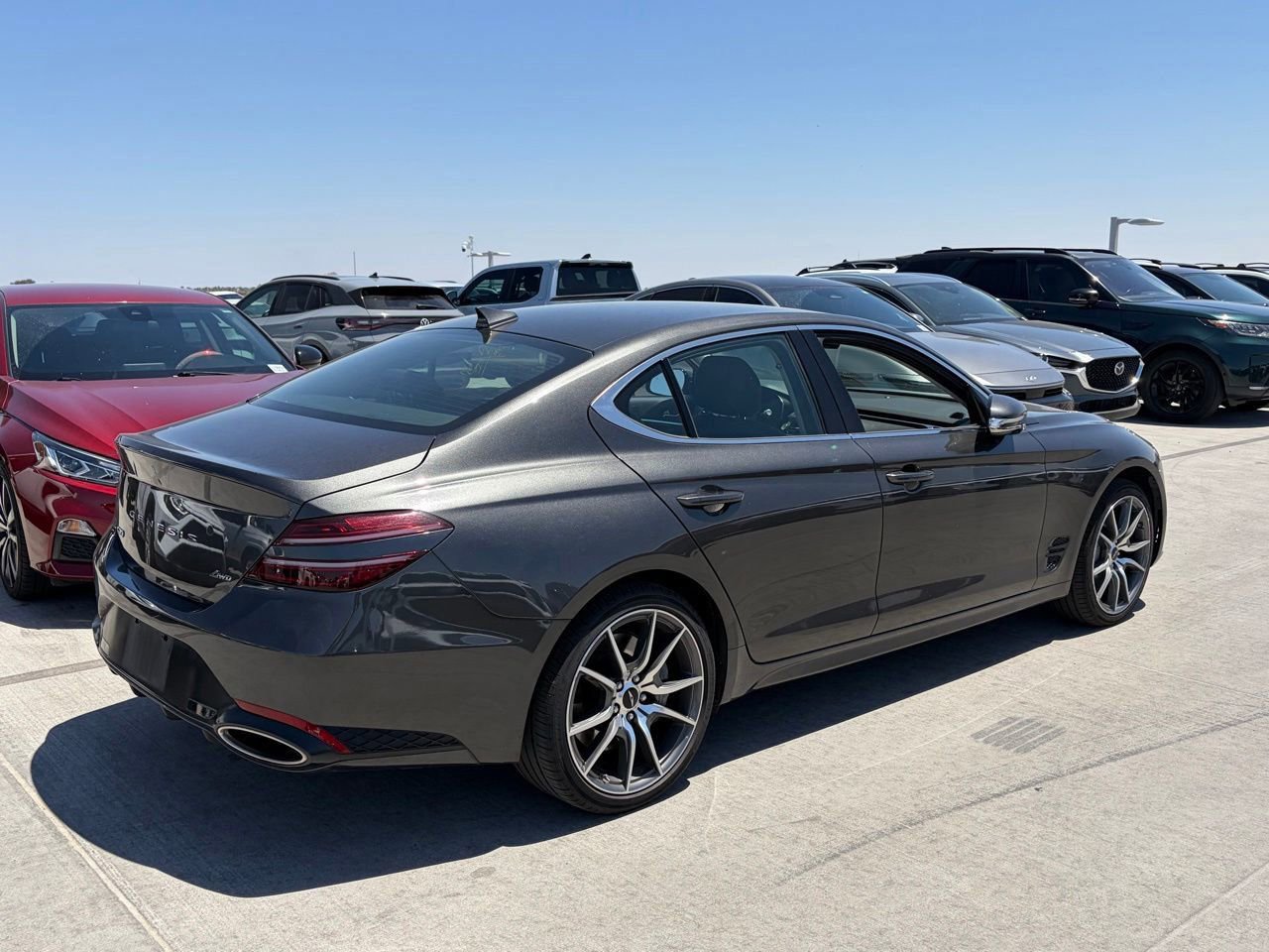 Used 2025 Genesis G70 2.5T AWD/4WD image 3