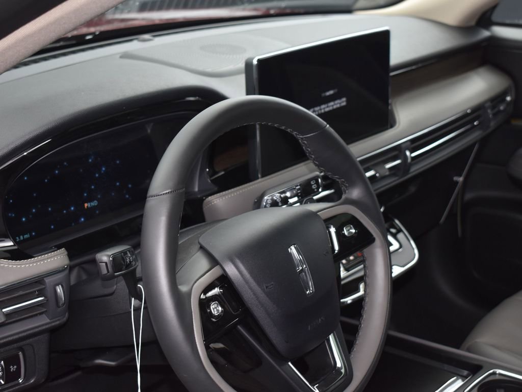 New 2026 Lincoln Corsair Grand Touring AWD/4WD image 8