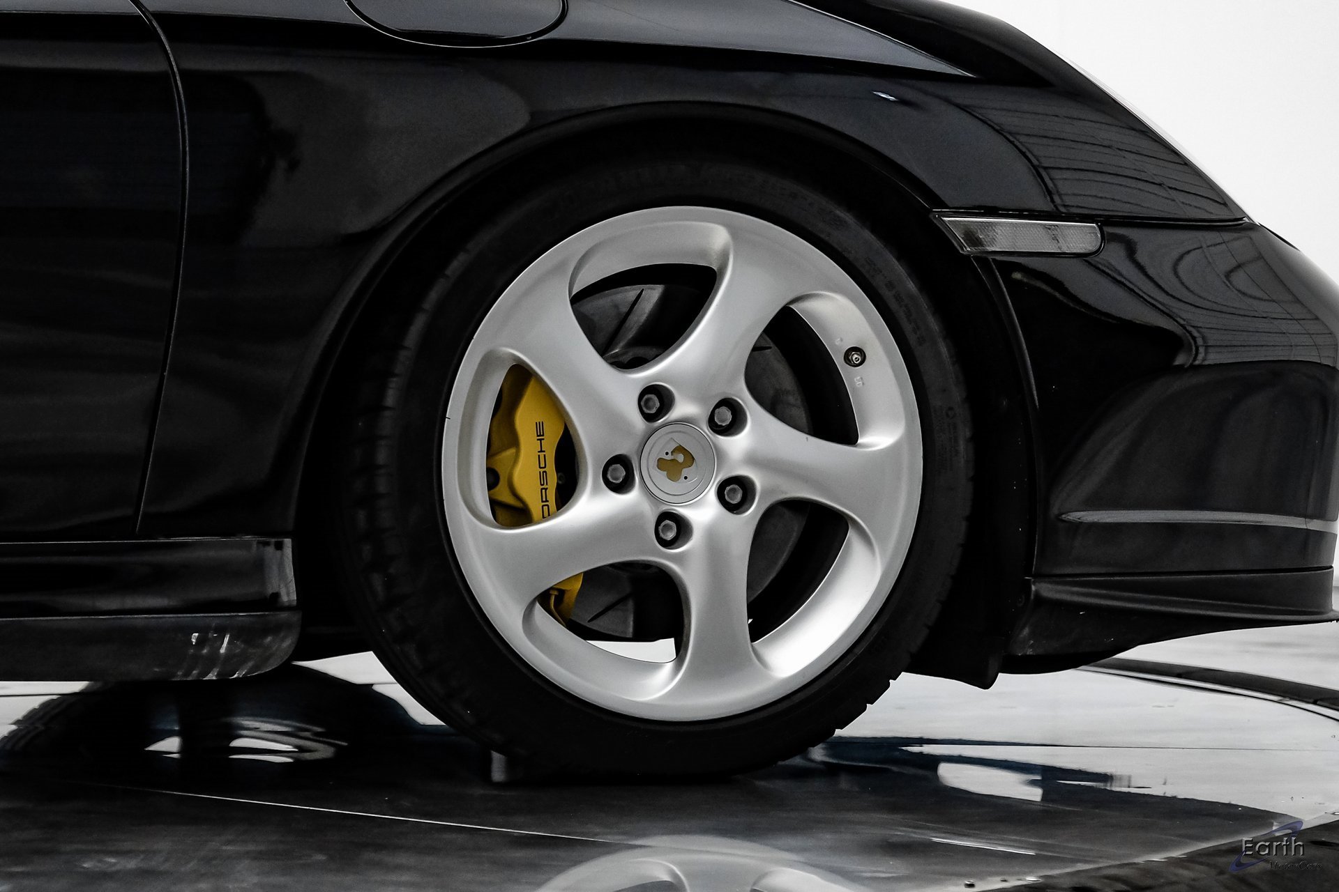 Used 2005 Porsche 911 Turbo S image 76