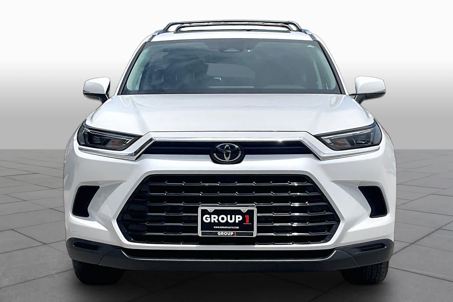 Used 2025 Toyota Grand Highlander AWD Hybrid image 4