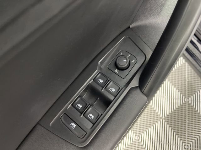Used 2024 Volkswagen Tiguan S image 34