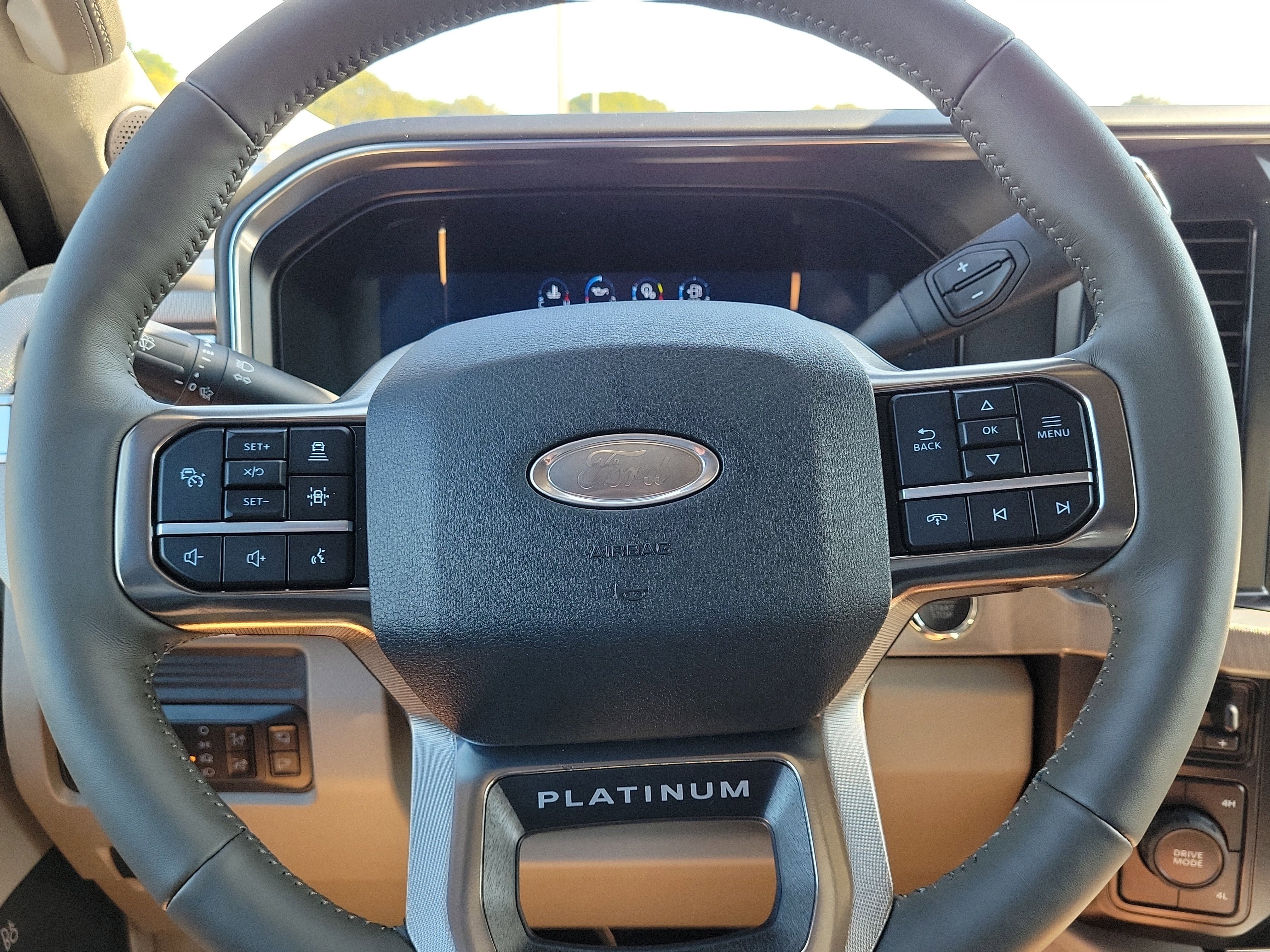 New 2026 Ford F350 Platinum w/ Platinum Plus Package image 16