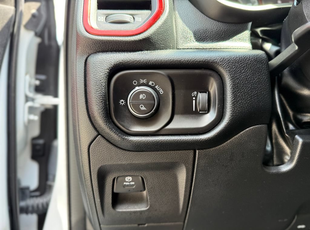 Used 2022 RAM 1500 Rebel AWD/4WD image 24