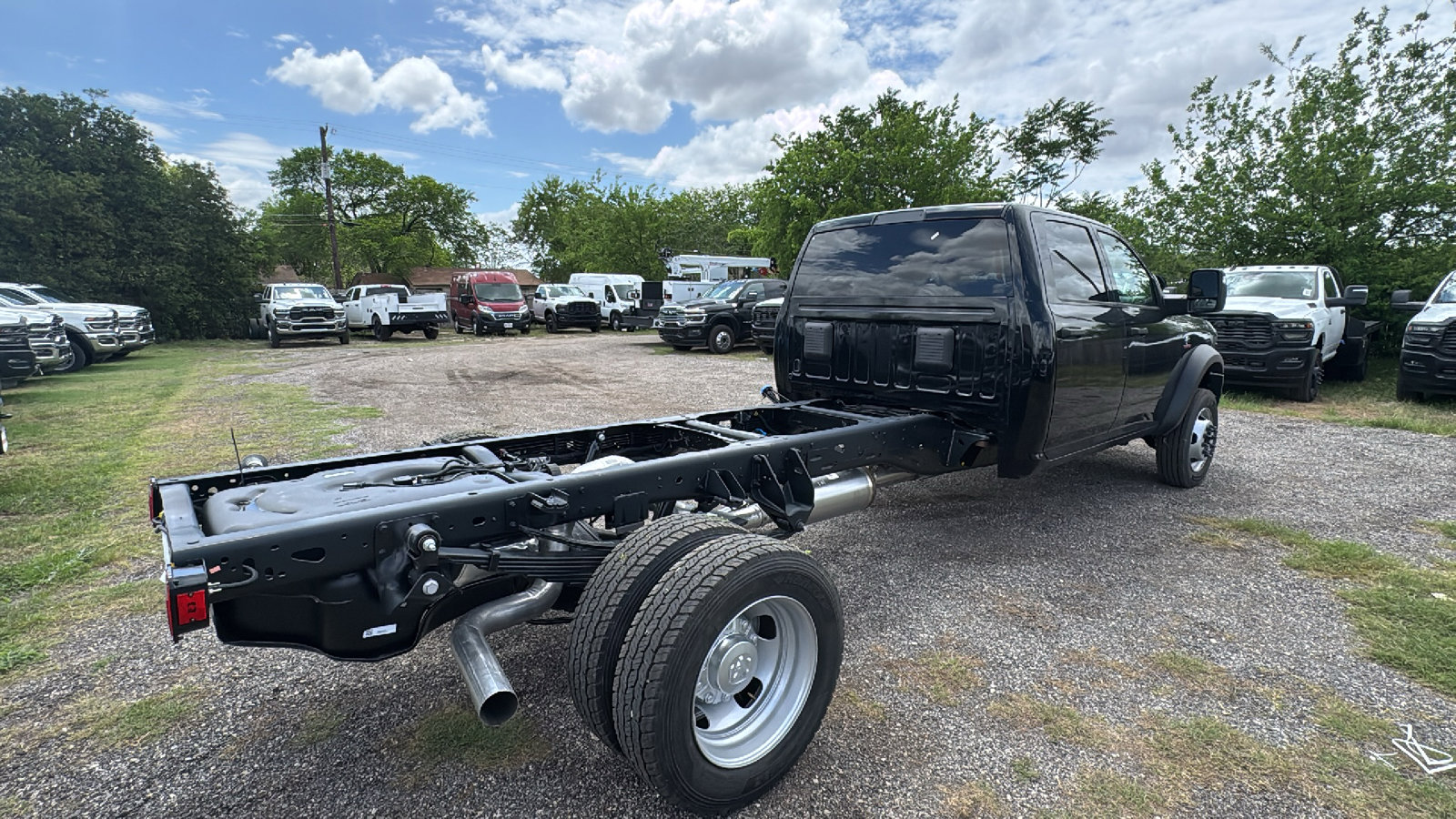 New 2026 RAM 5500 Tradesman w/ Chrome Appearance Group AWD/4WD image 5