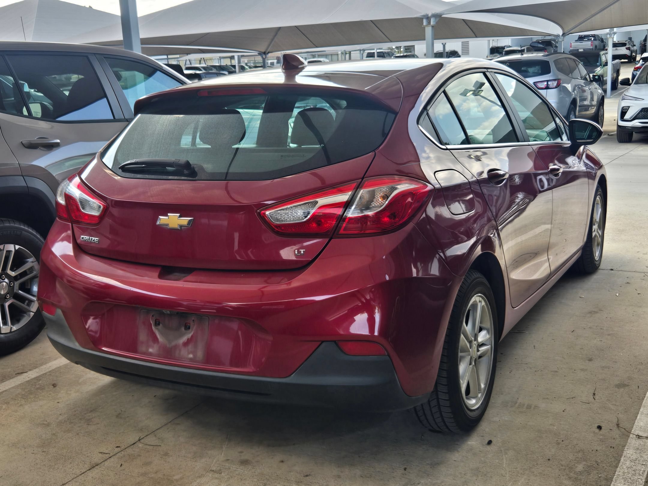 Certified 2017 Chevrolet Cruze LT w/ Convenience Package FWD image 8