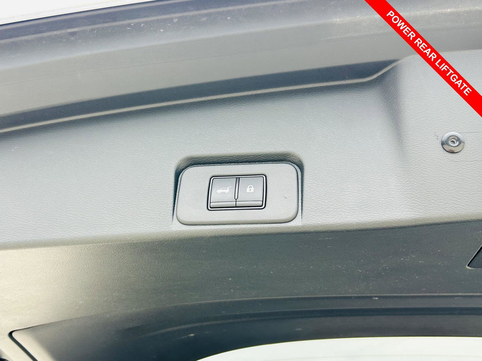 Used 2024 Nissan Rogue Platinum image 12