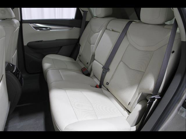 Used 2022 Cadillac XT5 Premium Luxury AWD/4WD image 19