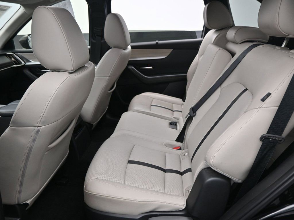 Used 2024 MAZDA CX-90 3.3 Turbo w/ Preferred Package image 27