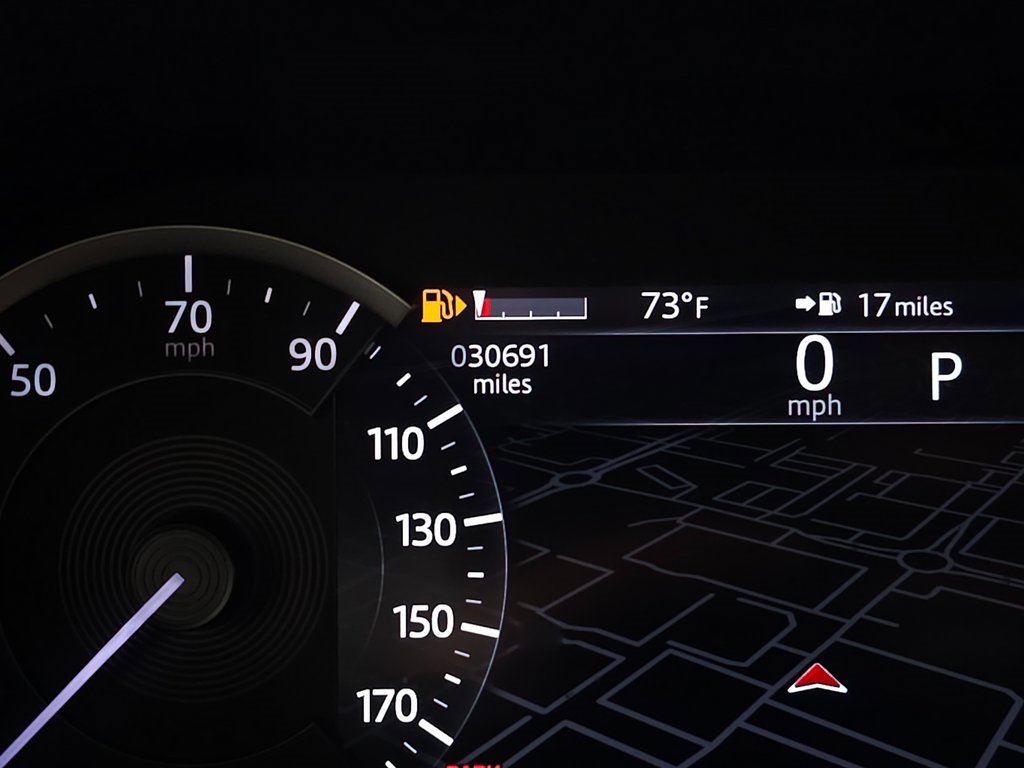 Used 2022 Jaguar XF R-Dynamic SE image 26