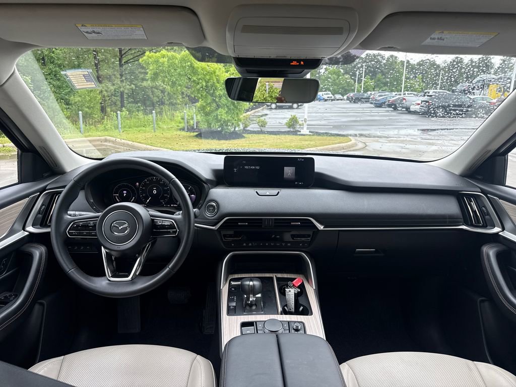 Used 2024 MAZDA CX-90 Plug-In Hybrid w/ Premium Pkg AWD/4WD image 17