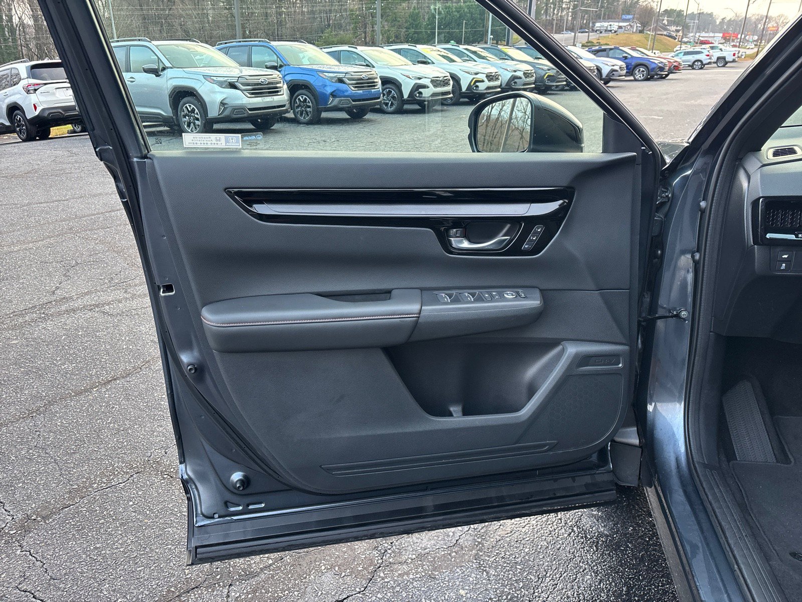 Used 2024 Honda CR-V Sport Touring image 10