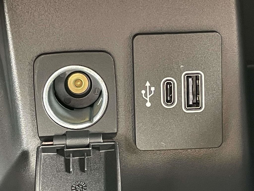 New 2025 Ford Explorer Active image 23